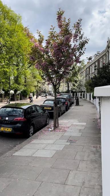 Stylish 3-Bedroom Flat In Kensington London Exterior photo